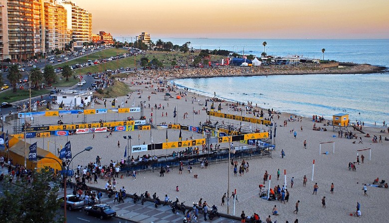 Estadio de fútbol playa de Pocitos