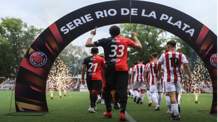 Colón River Plate