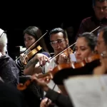 Orquesta Filarmónica de Montevideo junto a Luciano Supervielle.