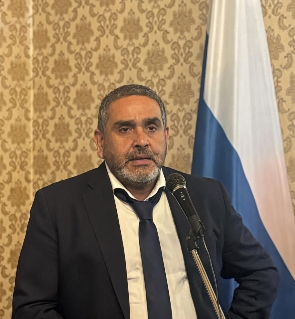 Bonfrisco afirmó que este sello honra a quienes vivieron la guerra, como una tragedia humana. 