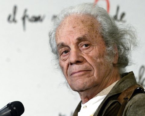 Nicanor Segundo Parra Sandoval, poeta chileno