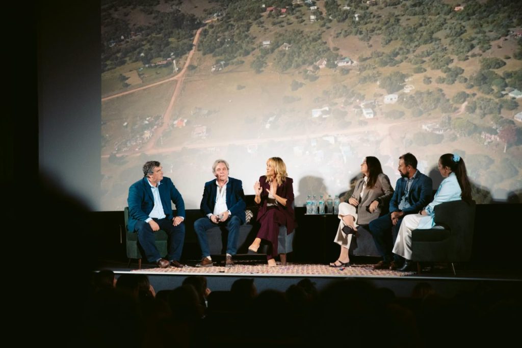 Matilde Antía, Alcaldesa del municipio CH de Montevideo, Melina Figueroa Alcaldesa de Chapicuy, Dario Brugman Alcalde de Juan Lacaze, Luciano Viera, alcalde de Tranqueras Y el senador Sergio Botana