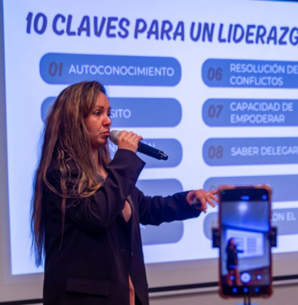 Para Ferreira lo lógico sería que los puestos de liderazgo se repartan 50 y 50