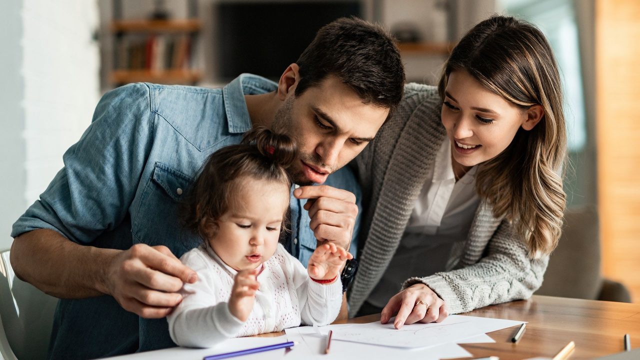 El rol de las familias y los cuidadores es fundamental en ese proceso