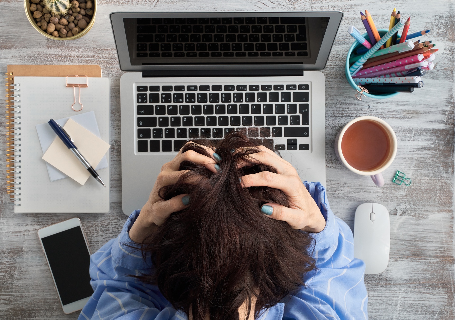 El agotamiento laboral es una forma de estrés crónico vinculada al entorno de trabajo