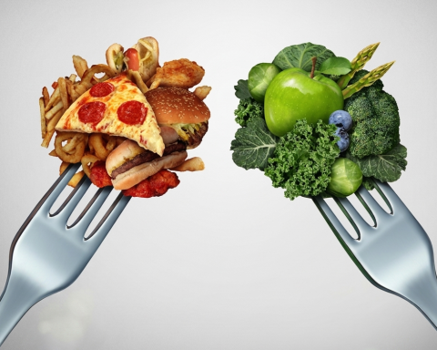 La malnutrición “se refiere a las carencias, los excesos y los desequilibrios de la ingesta calórica de nutrientes de una persona”
