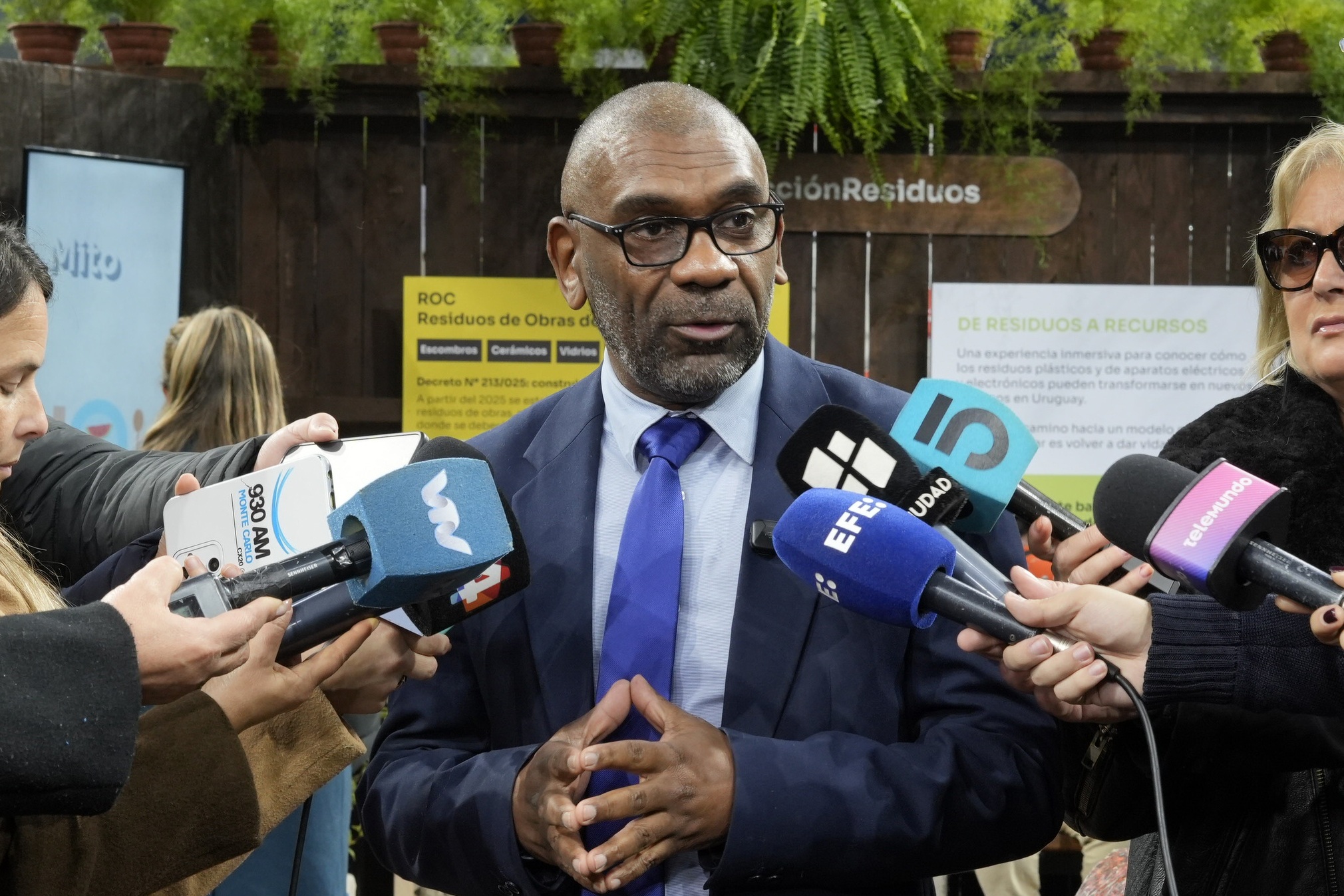 Ministro de Ambiente Edgardo Ortuño